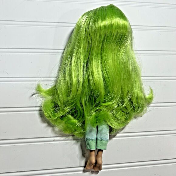 Rainbow High Fashion Jade Hunter Doll MGA Entertainment - Picture 7 of 8